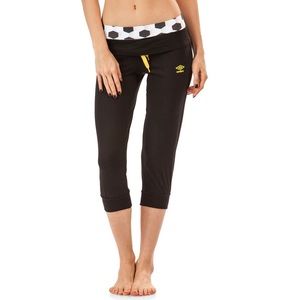 Umbro Women Loose Fit Active Wear Lounge Large Capri Pants Black Fold Down Waist